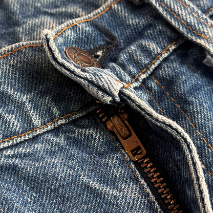 1980s 684 Bell Bottom Denim Jeans (31)