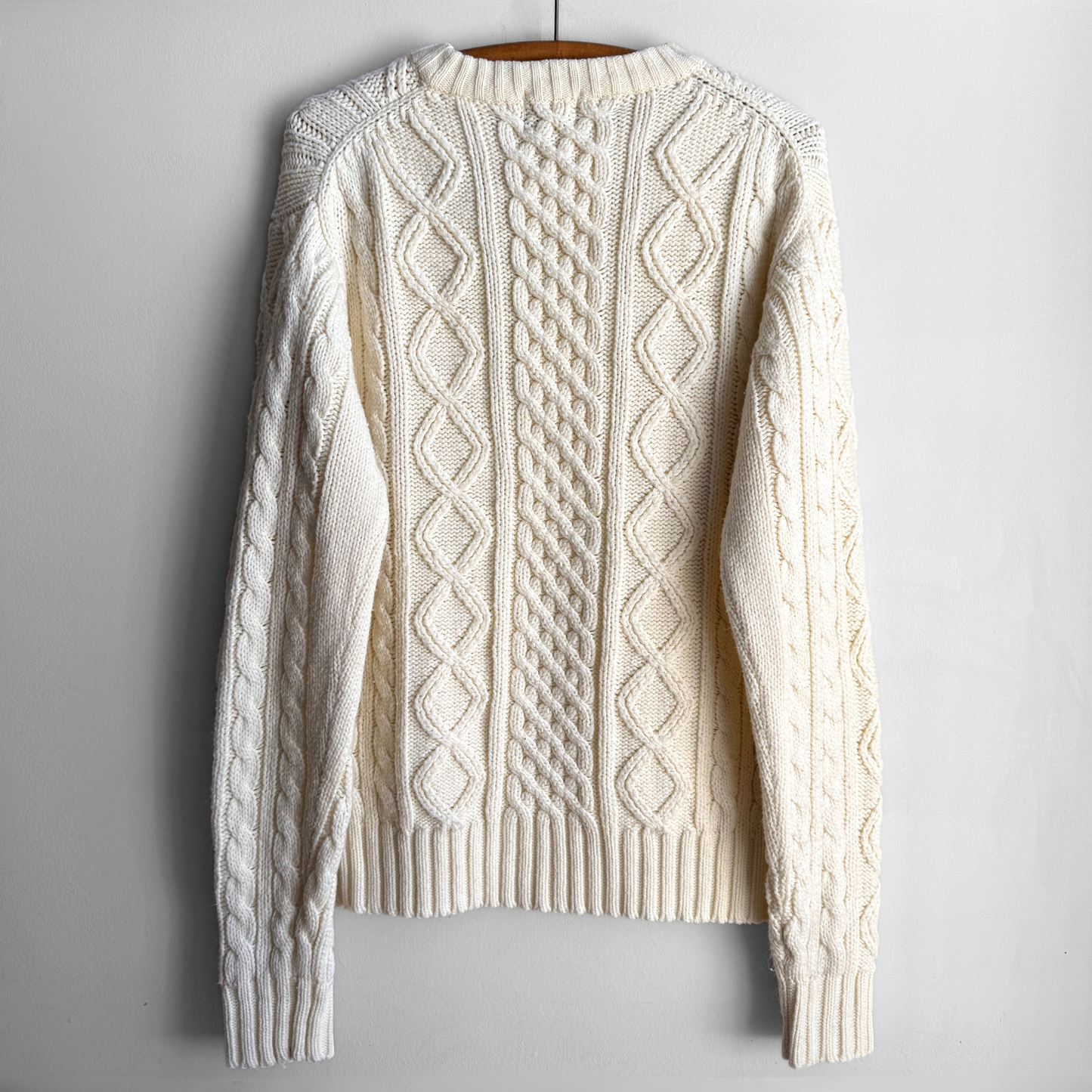 1980s Cream Cable Knit Sweater
