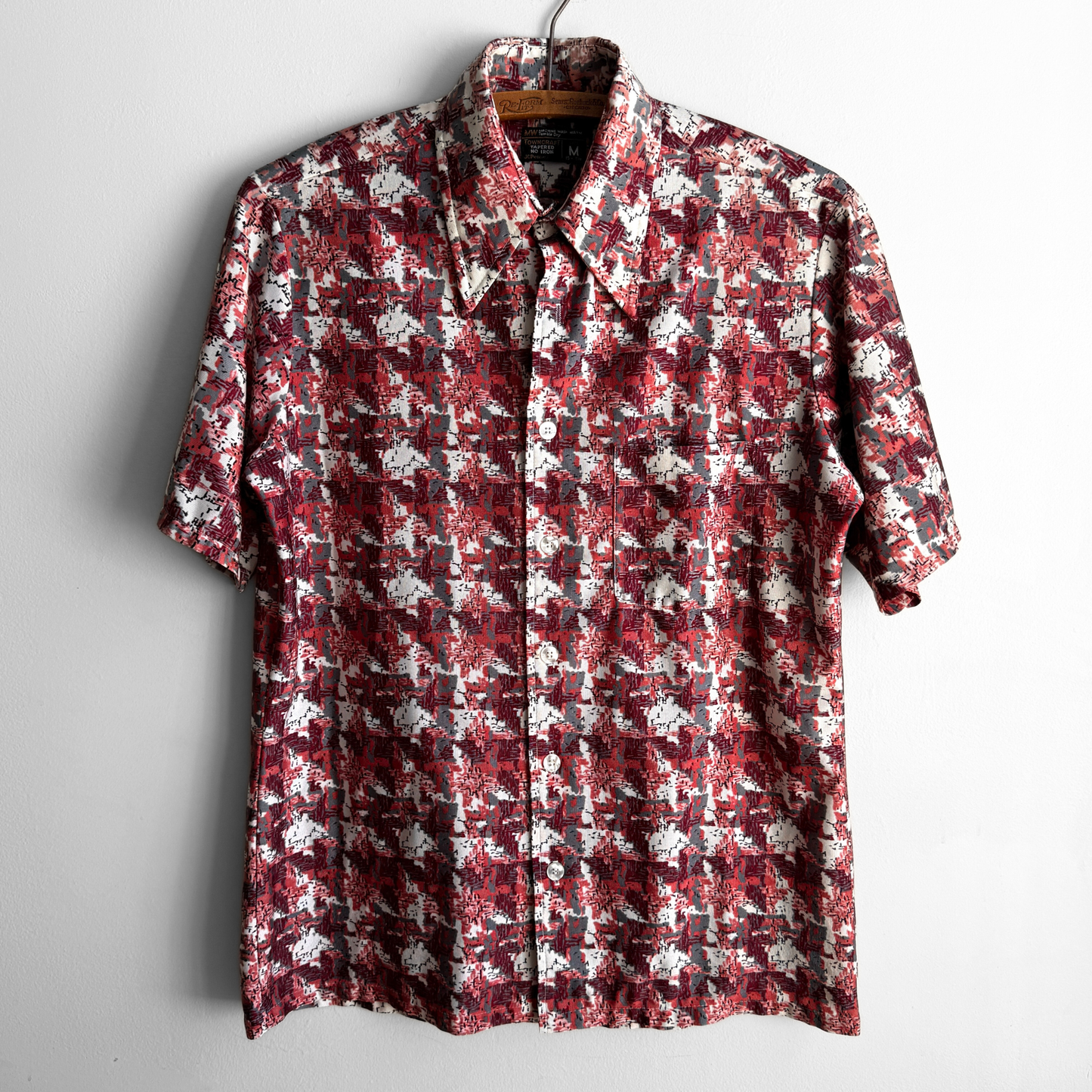 1970s Red Abstract Camouflage Print Shirt