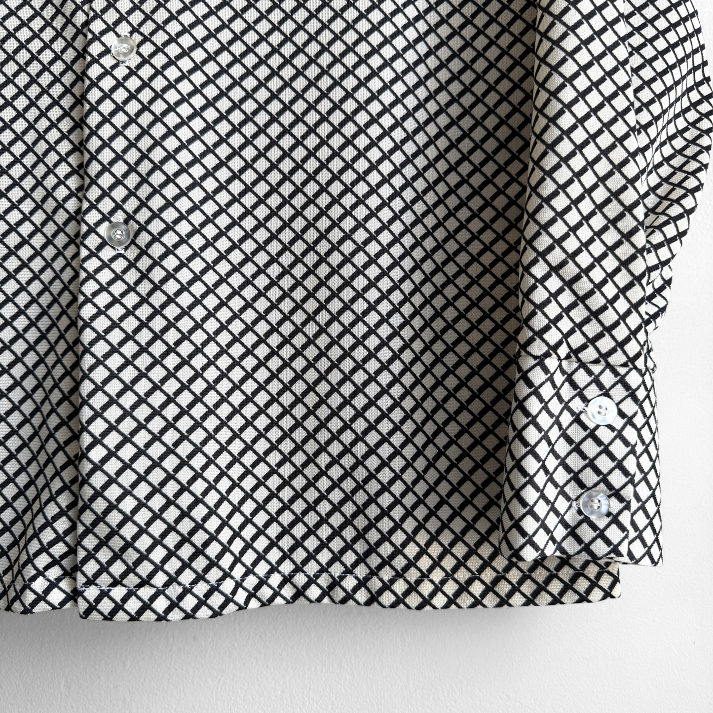 1970s White Geometric Print Sport Shirt