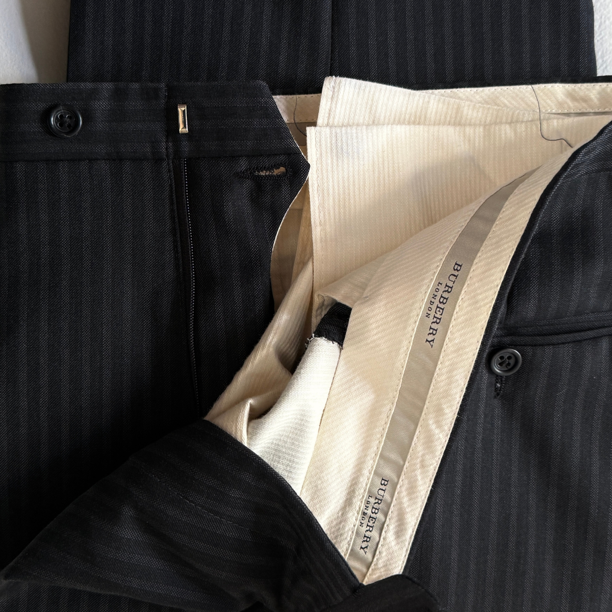 Burberry London Black Pinstripe Wool 2pc Suit