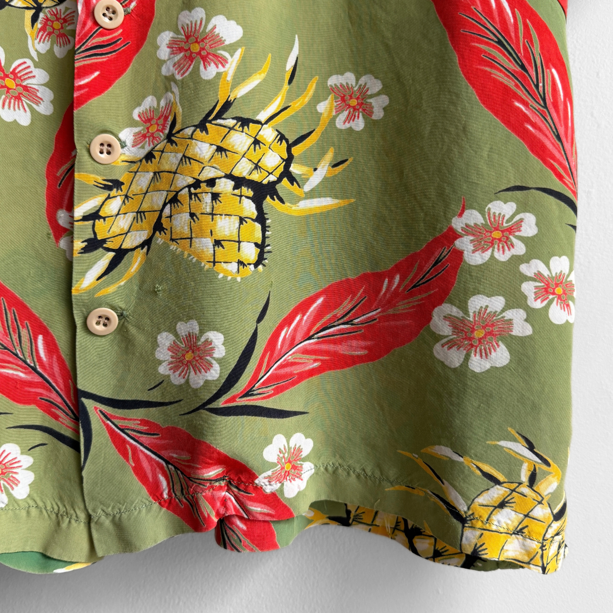 1940s Floral Straw Hat Cold Rayon Hawaiian Shirt