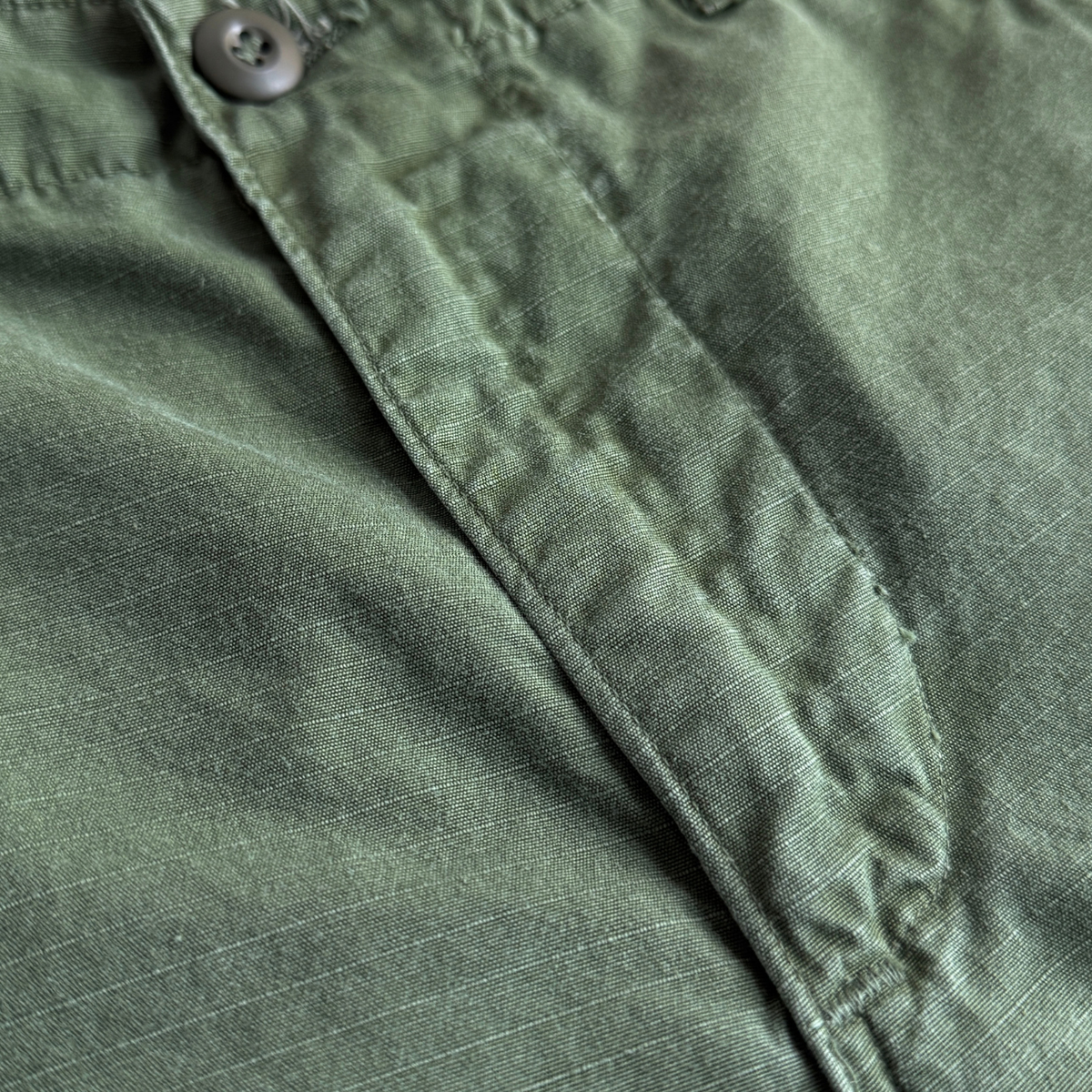 1960s U.S. Army OG 107 Ripstop Tropical Combat Pants (29)