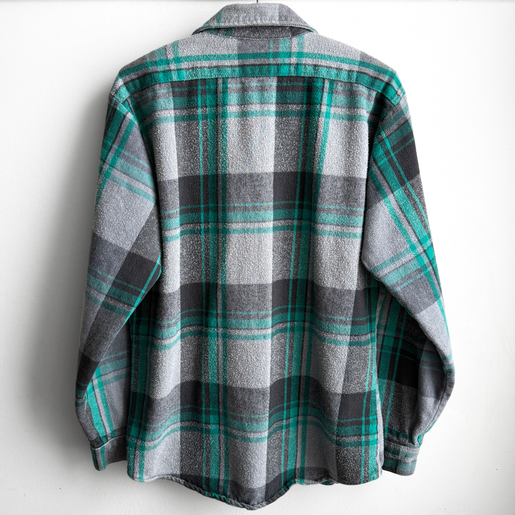 Vintage 1980s Green & Grey Heavy Cotton Plaid Flannel Shirt  - Shop ThreadCount Vintage Co.