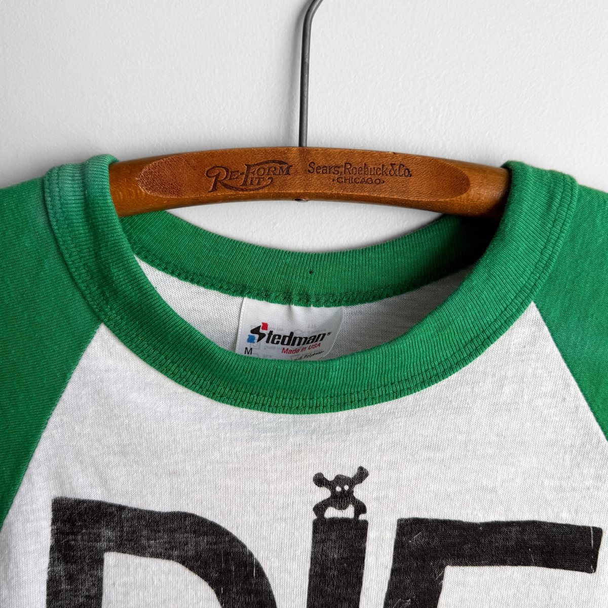 1980s Die Yuppie Scum Raglan Tee