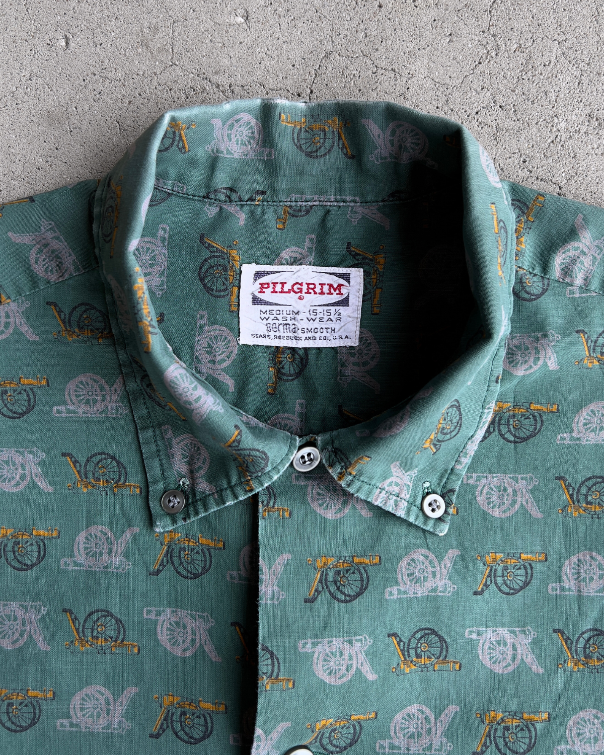 Vintage 1960s Green Canon Print Perma-Smooth Pilgrim Shirt  - Shop ThreadCount Vintage Co.