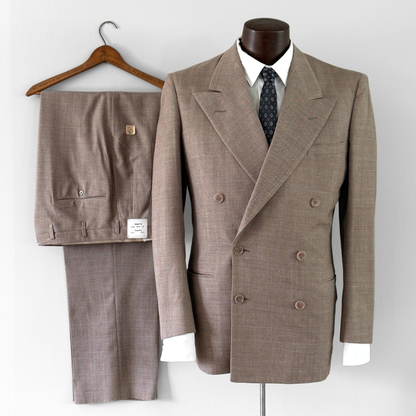1940s Light Brown Herringbone Wool Double Breasted 2pc Suit