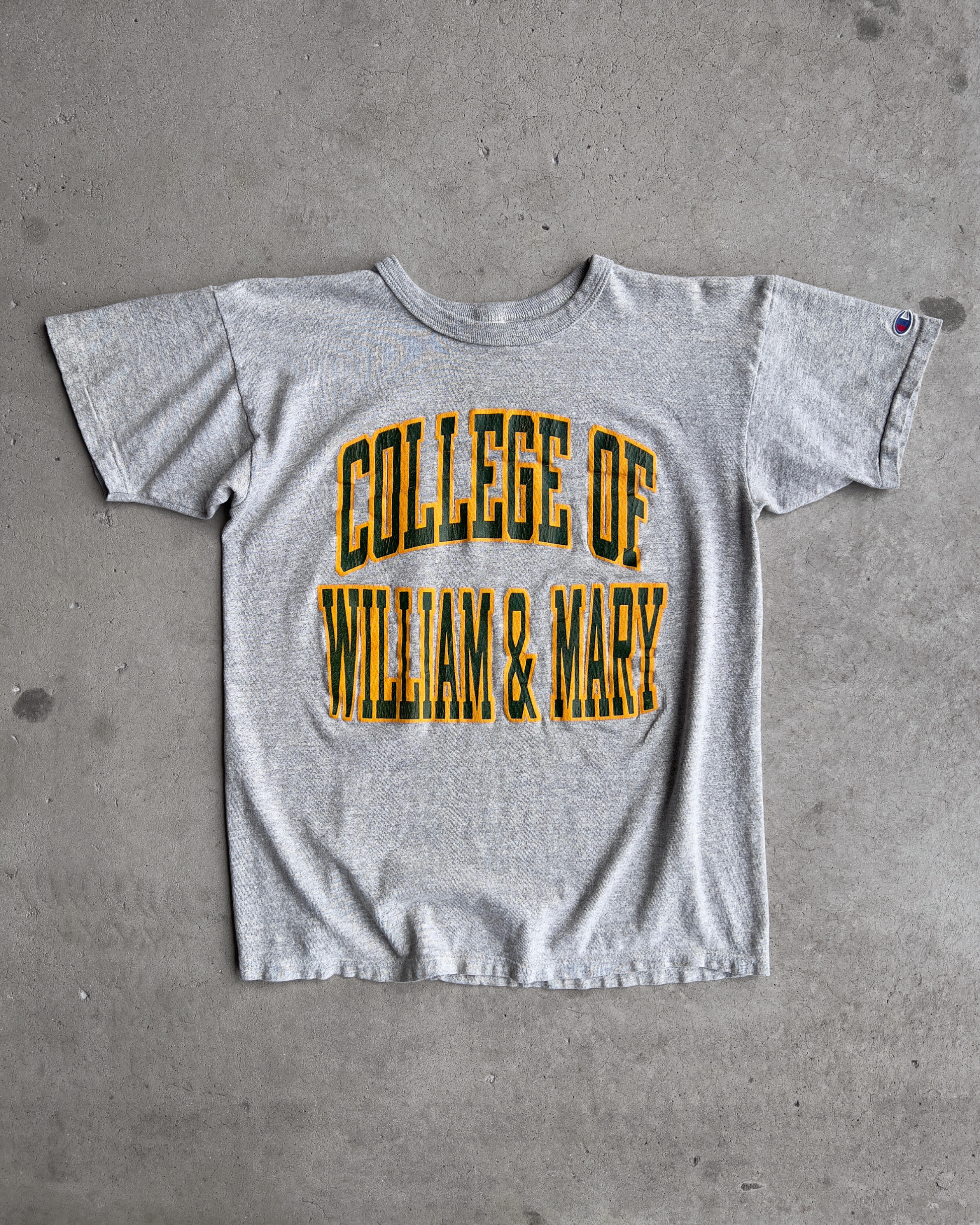 Vintage 1980s College Of William & Mary Light Grey Print Tee  - Shop ThreadCount Vintage Co.