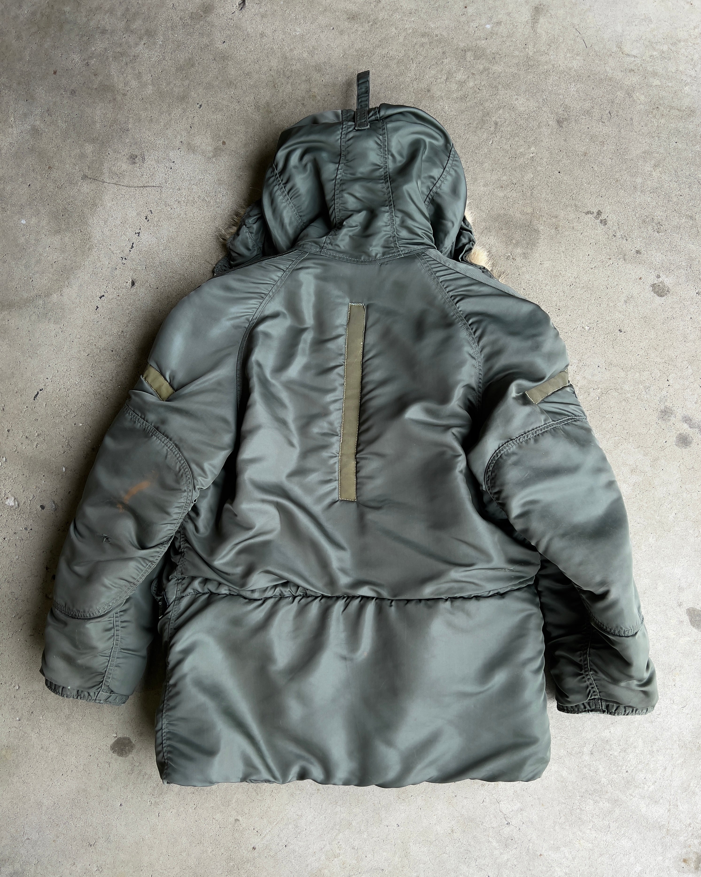 ThreadCount | Vintage 1960s N-3B USAF Stencil Green Parka Flight